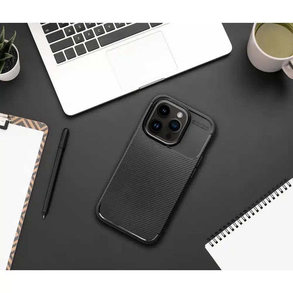 CARBON PREMIUM maska za iPhone 13 Pro crna