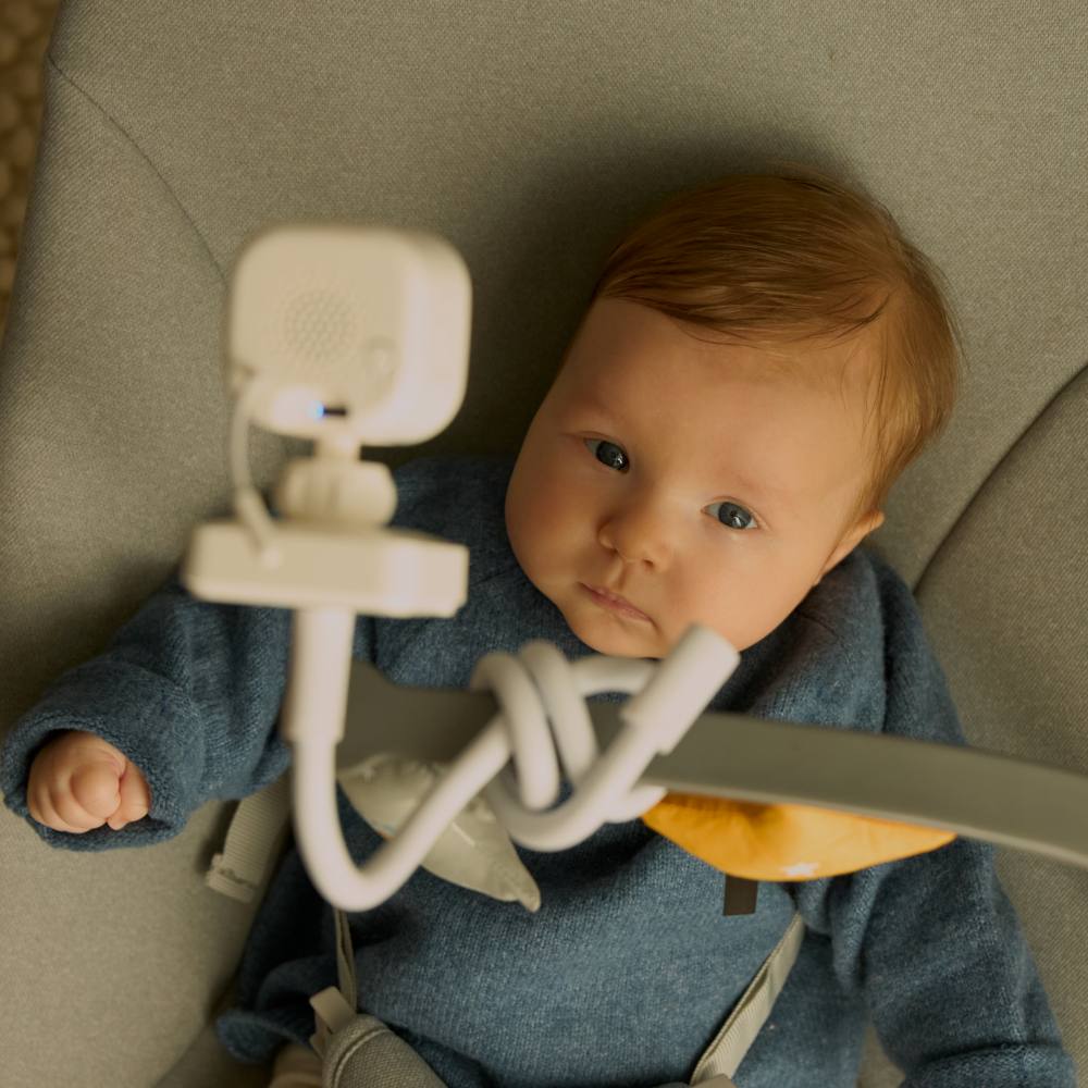 Kinderkraft NITEEYE TRAVEL bežični baby monitor sa stalkom za kameru, White