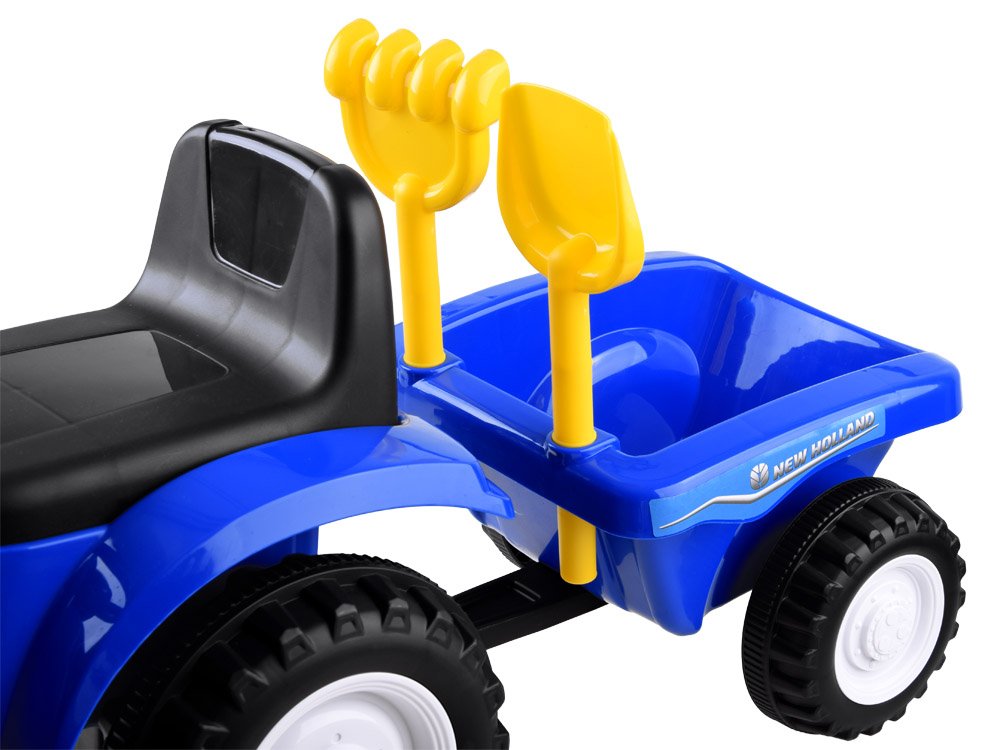 New Holland guralica traktor s prikolicom