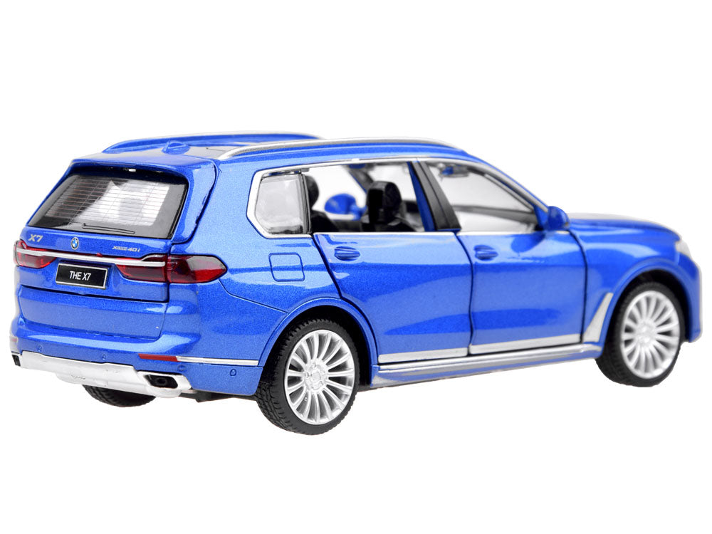 Metalni autić BMW X7 (1:32)