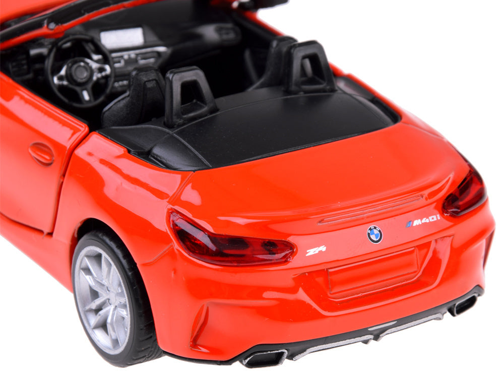 Metalni BMW Z4 M40i kabriolet (1:30)