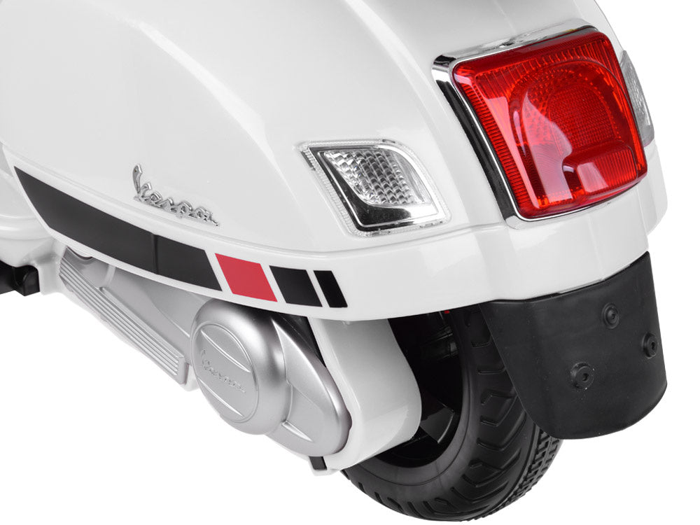 VESPA GTS Super AKU bijela