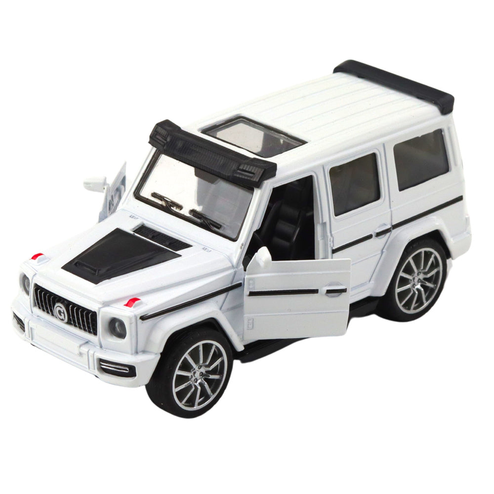Metalni SUV auto na povlačenje 1:32 - boju šaljemo nasumično