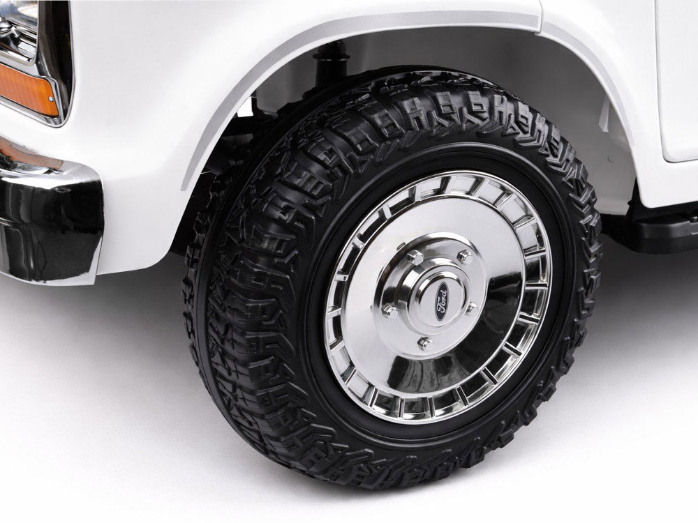 Dvosjed Ford Bronco AKU 4×4 bijeli
