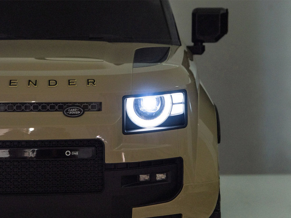 Land Rover Defender AKU 4×4 beige