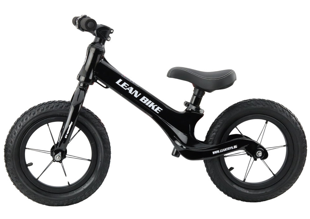 Bicikl bez pedala MAGNEZIO s laganom konstrukcijom - crni