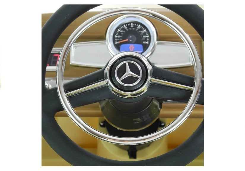 Licencirani auto na akumulator Mercedes 300S - bež/lakirani