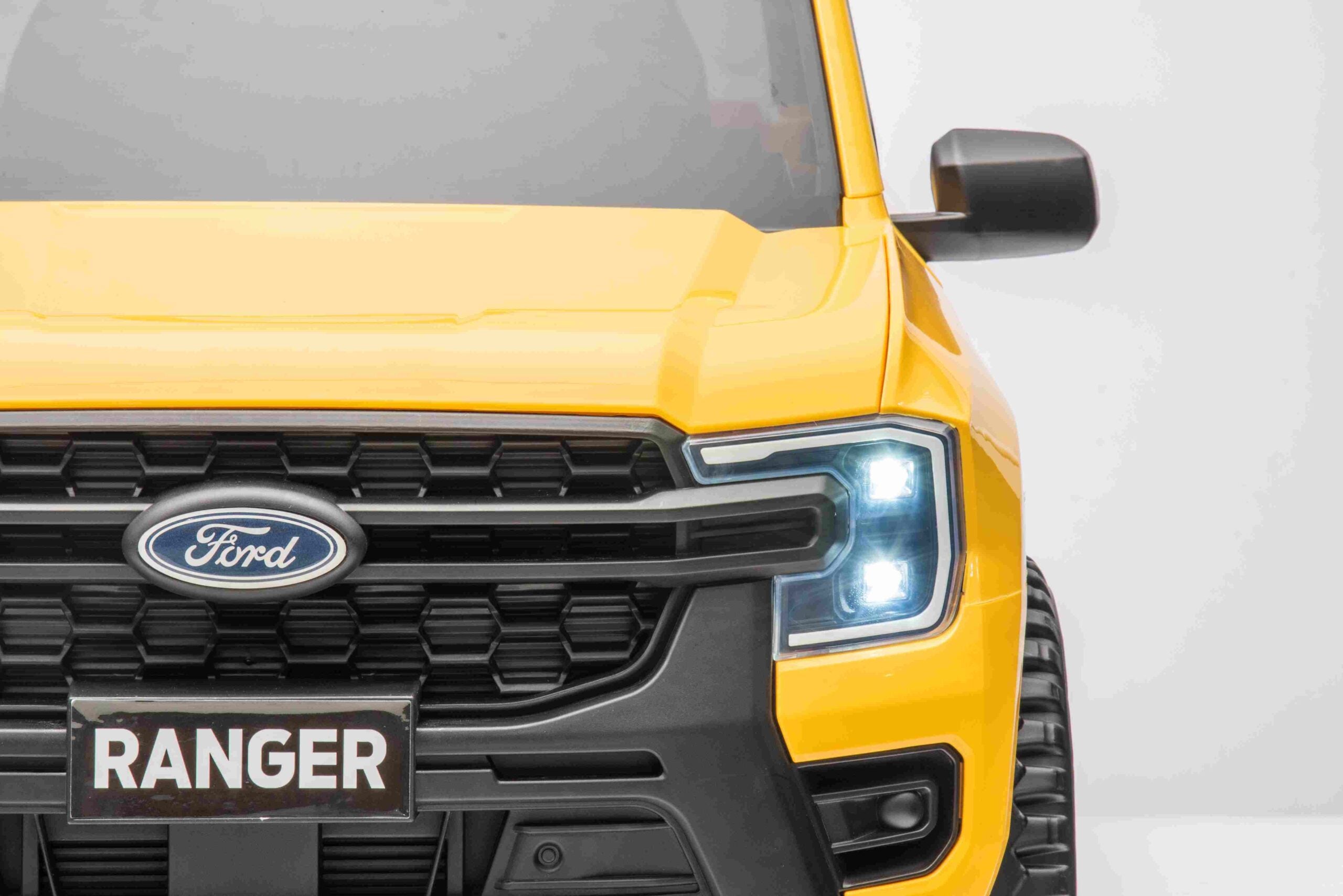 Licencirani auto na akumulator Ford Ranger LIFT - žuti