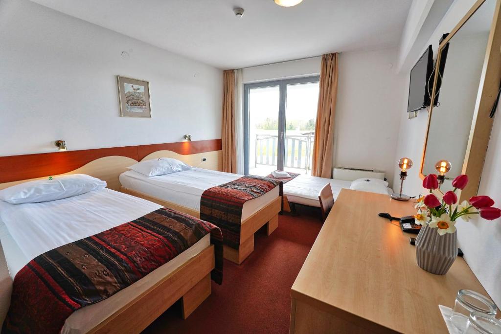 Bled, 3 noci pro 2 osoby se snídaní a 1x večeří - Hotel Krek