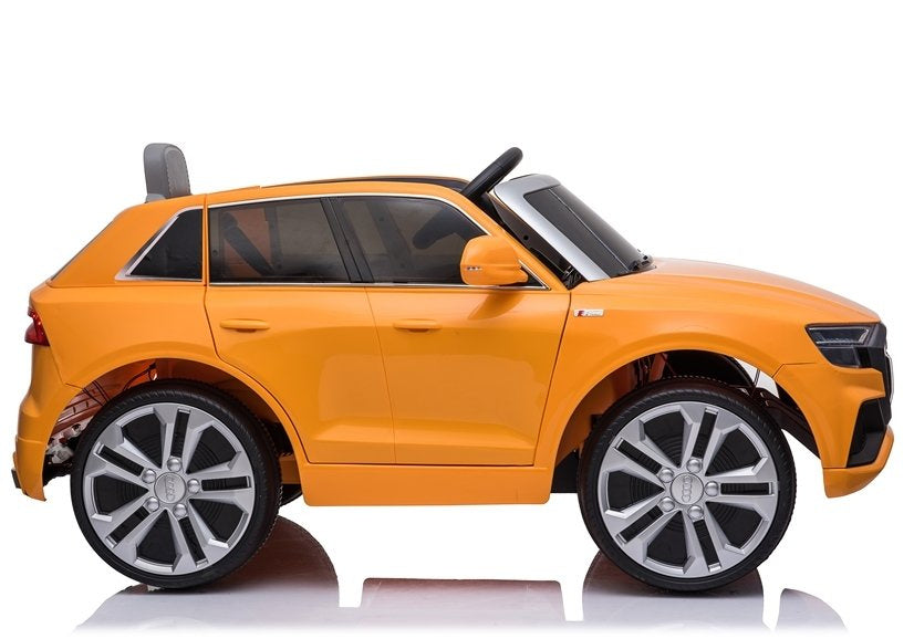 Licencirani auto na akumulator Audi Q8 - žuti/lakirani