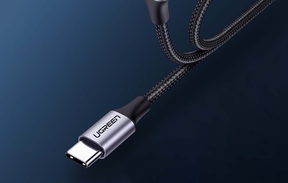 UGREEN US261 USB-C na USB-C 60W 2m černý