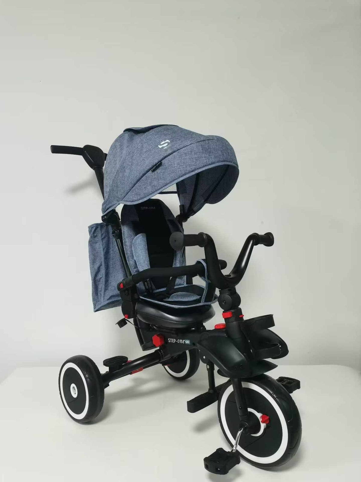 Dječji tricikl RIDER SPORTRIKE - Sivi