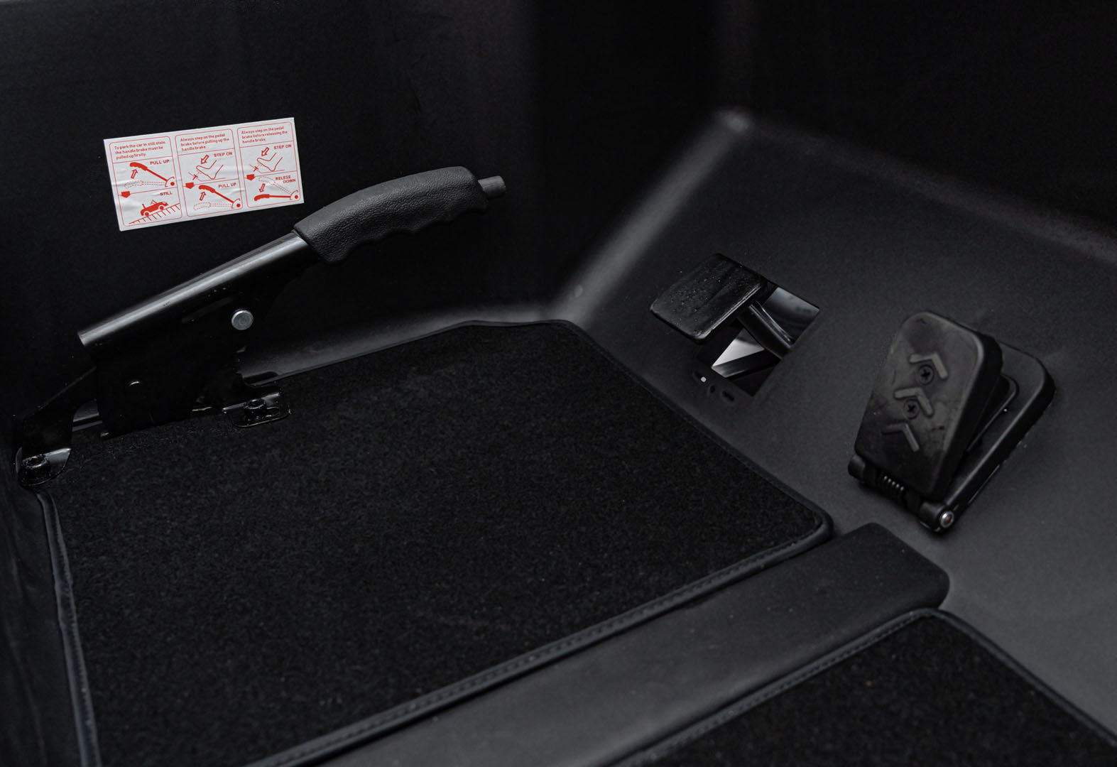 Licencirani auto na akumulator Mercedes Benz MAYBACH G650 STRONG - dvosjed - crni