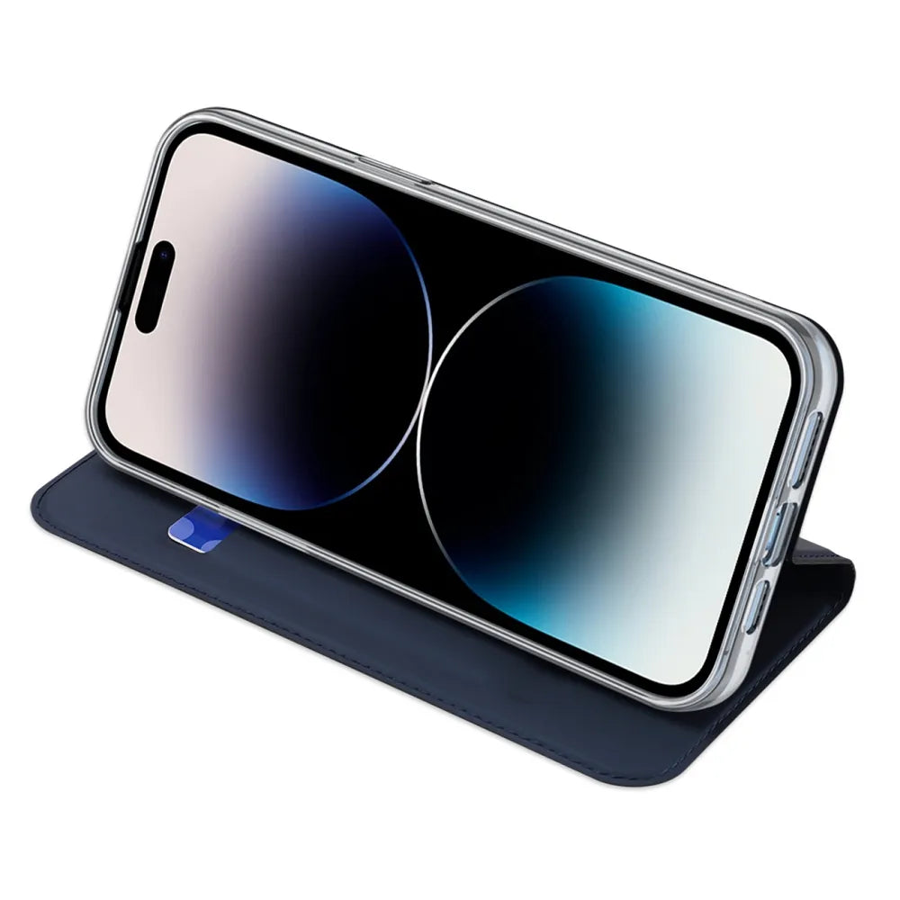 DUX DUCIS Skin Pro – Hladké kožené pouzdro pro Apple iPhone 15 modré