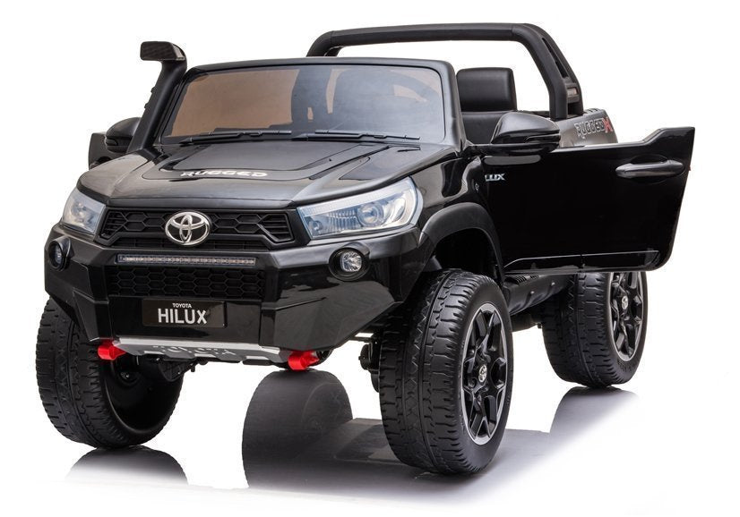 Licencirani auto na akumulator Toyota Hilux 4x4 - dvosjed - crni/lakirani