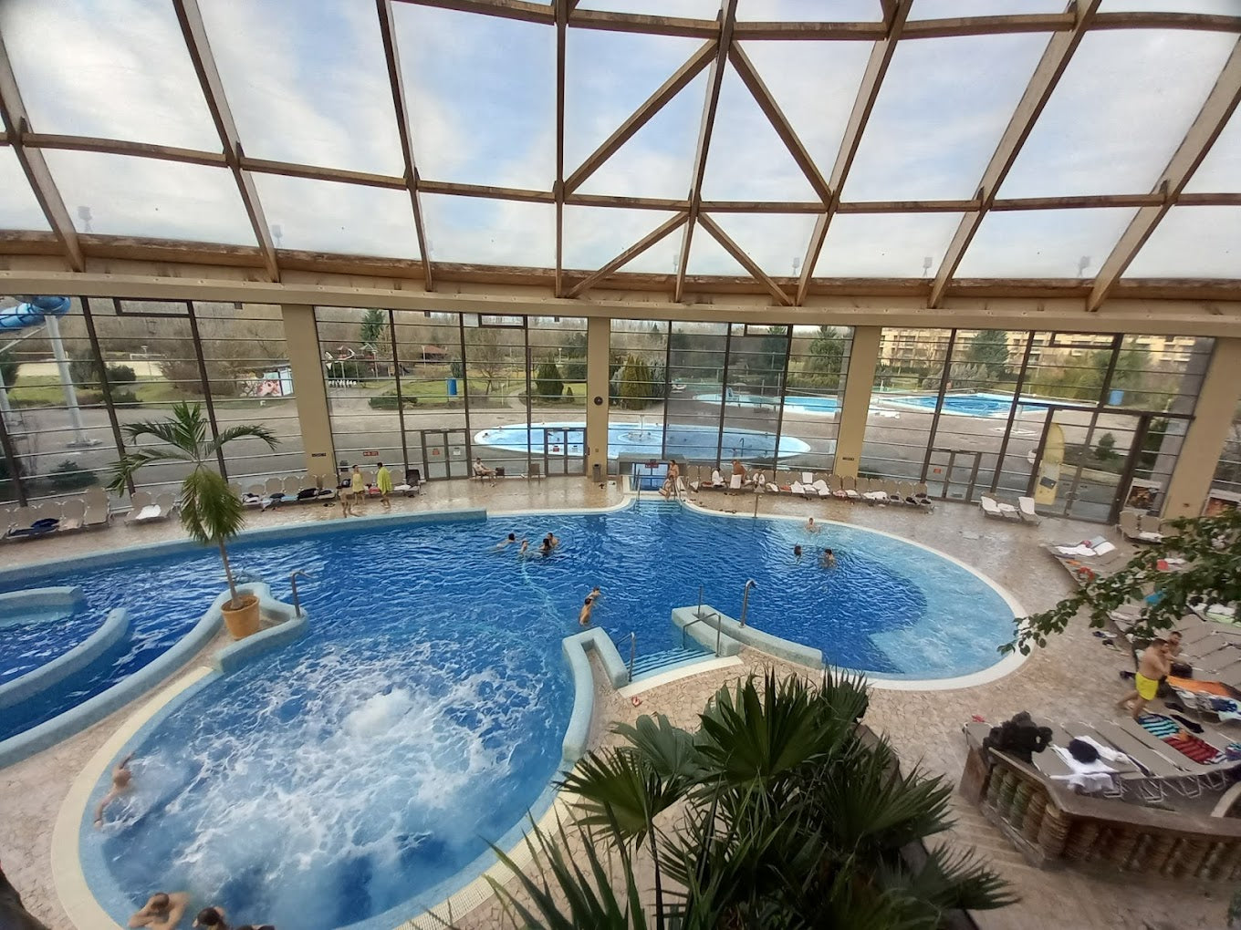 Budapešť, 2 nebo 3 noci pro 2 osoby s polopenzí – Hotel Aquaworld Resort Budapest 4****