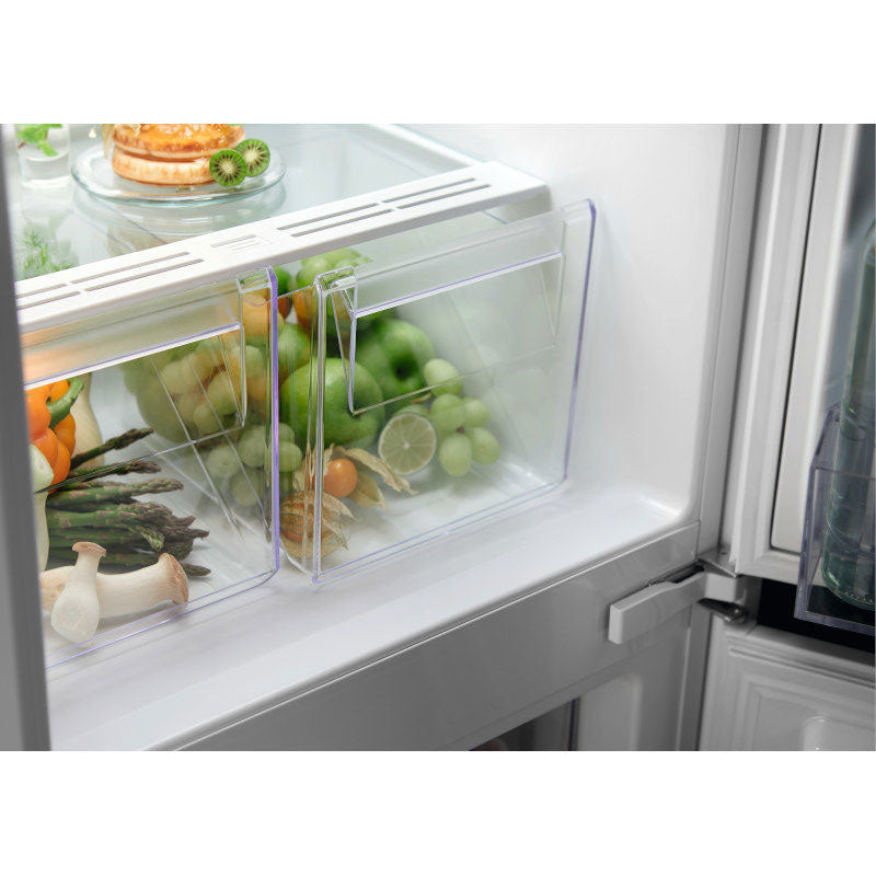 ELECTROLUX LNS5LE18S Ugradbeni hladnjak kombinirani (Izložbeni primjerak)