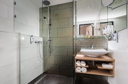 Budapešť, 1 nebo 2 nebo 3 noci v dvoulůžkovém pokoji Superior nebo pokoji typu Twin pro 2+1 osobu (snídaně a wellness) v hotelu Bo33 Hotel****