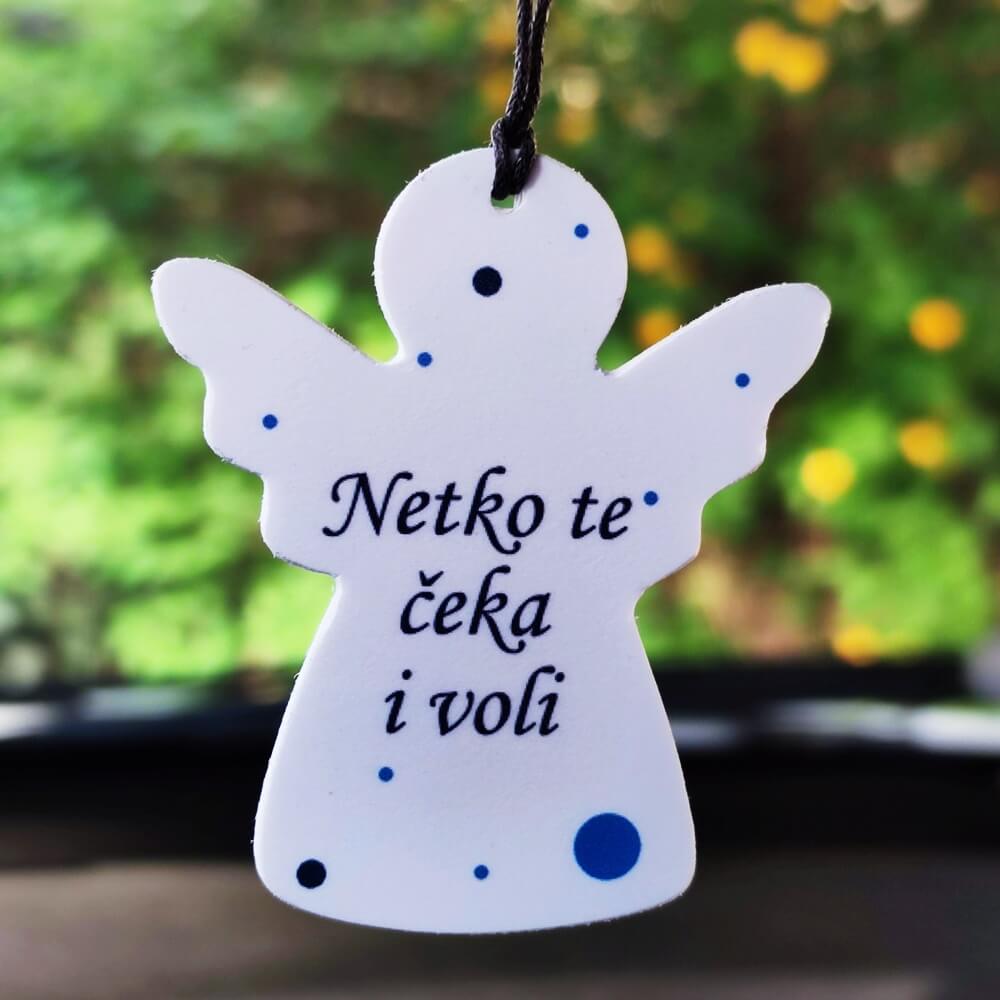 Přívěsek do auta - ANDĚL Jeď pomalu Š1234