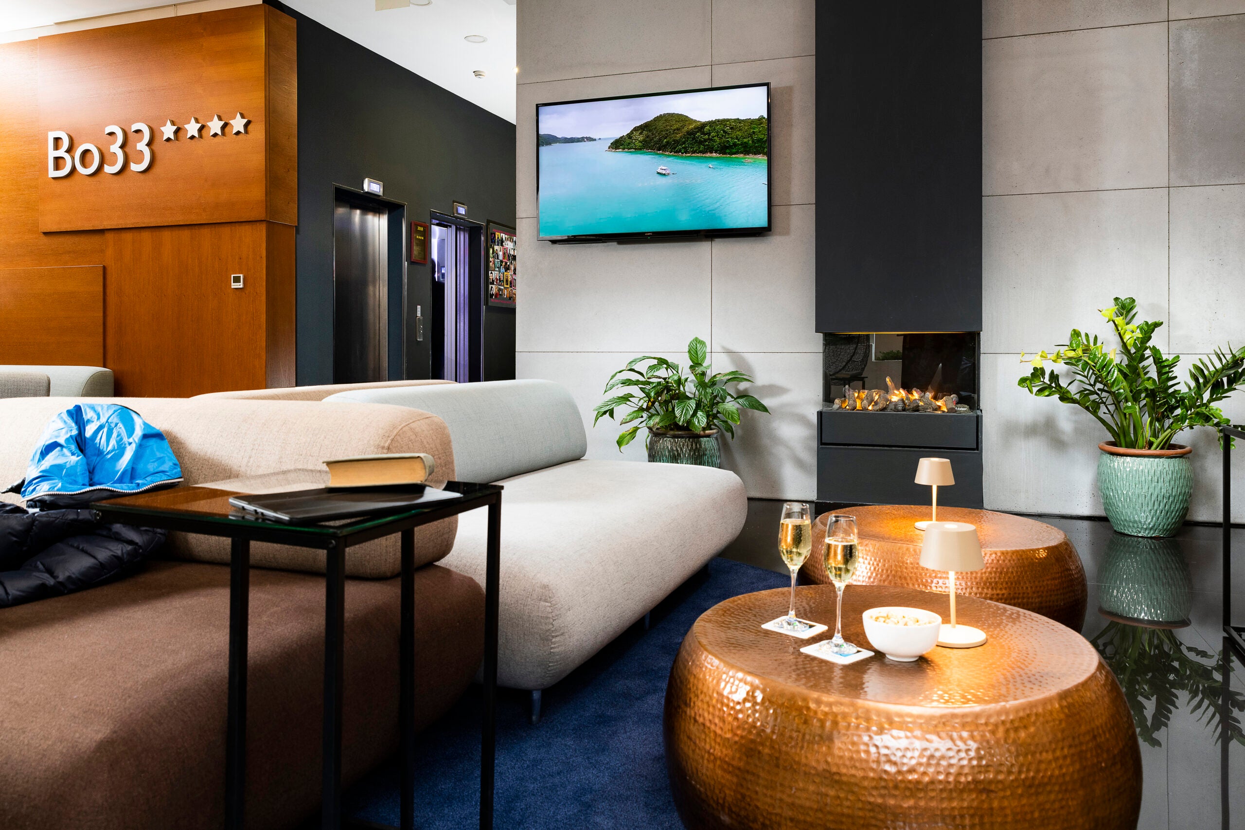Budapešť, 1 nebo 2 nebo 3 noci v dvoulůžkovém pokoji Superior nebo pokoji typu Twin pro 2+1 osobu (snídaně a wellness) v hotelu Bo33 Hotel****