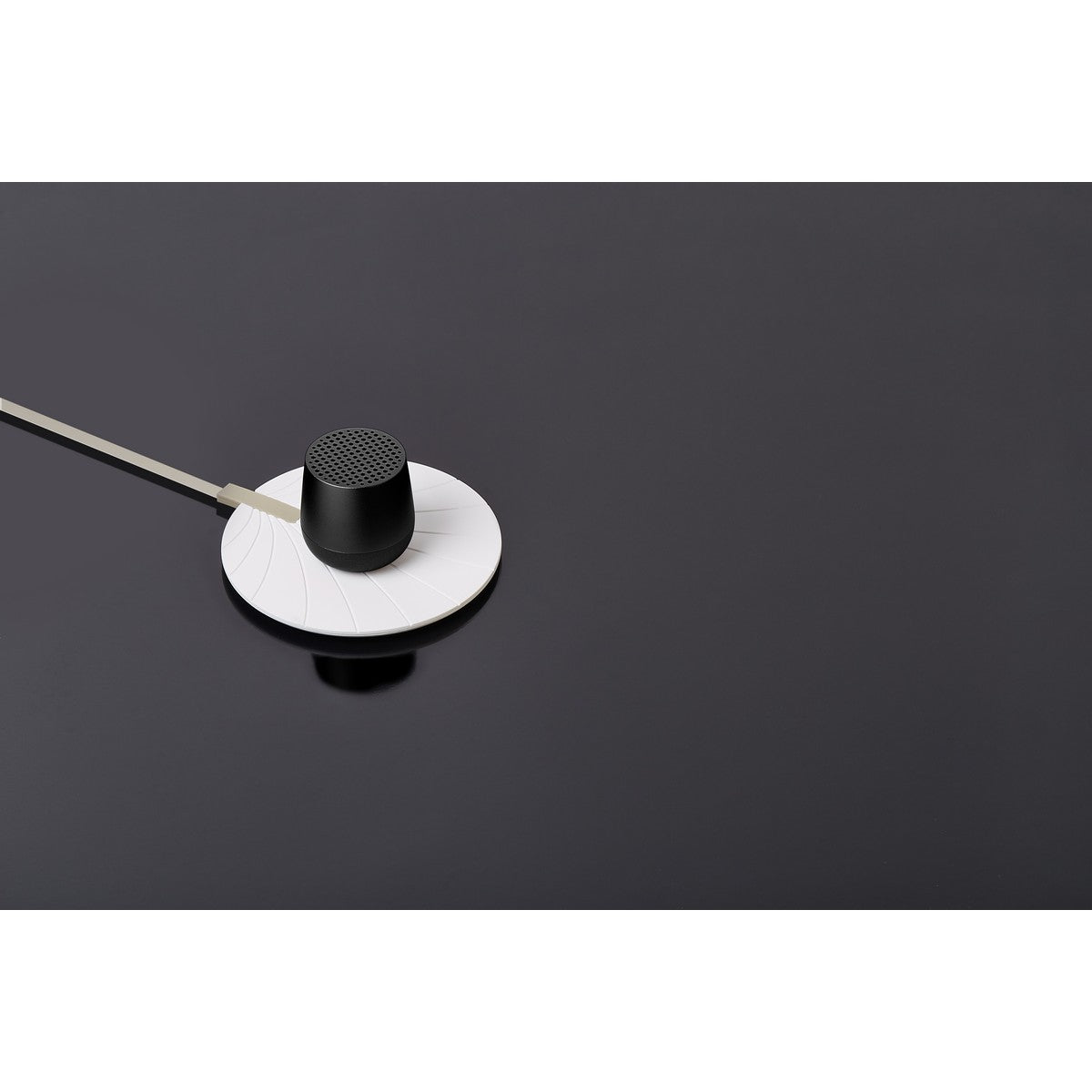 Lexon MINO+ Bluetooth Zvučnik - 3W - type c ili wireless punjenje CRNI