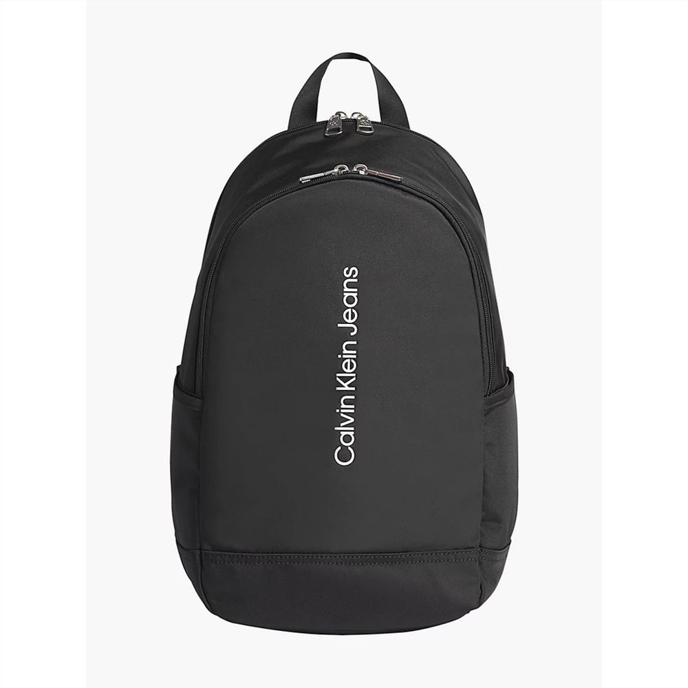 Batoh — CALVIN KLEIN
