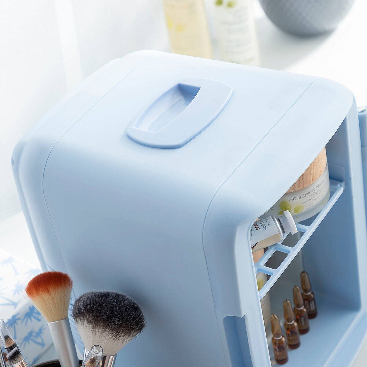Mini hladnjak za kozmetiku Frecos InnovaGoods