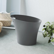 Víceúčelový koš — by KARIM RASHID