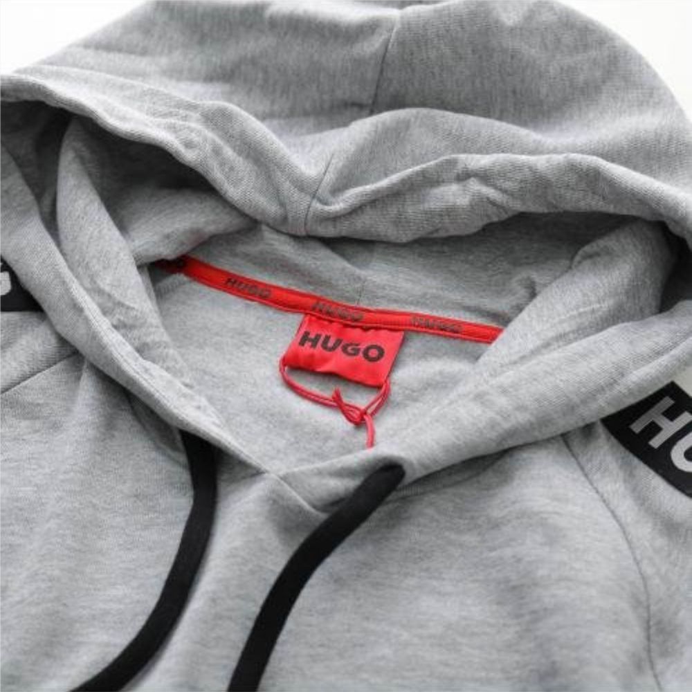 Tričko / mikina s kapucí — HUGO BOSS