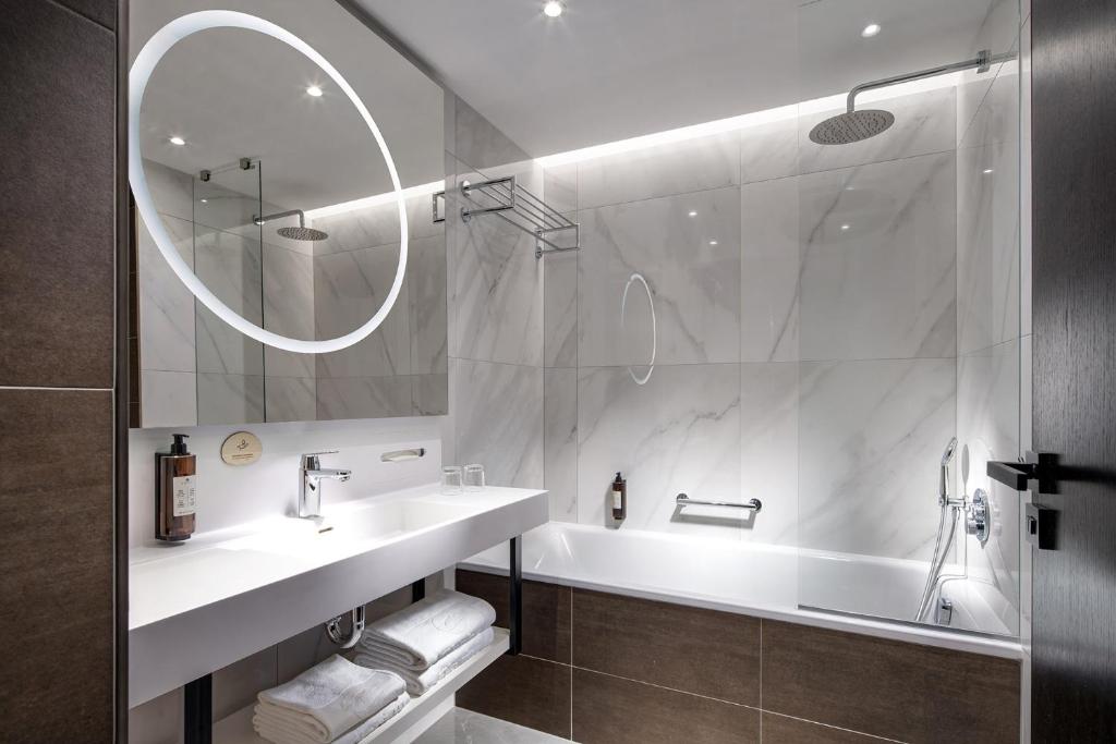Praha, 2 nebo 3 noci se snídaní a wellness pro dva v hotelu Clarion Congress****