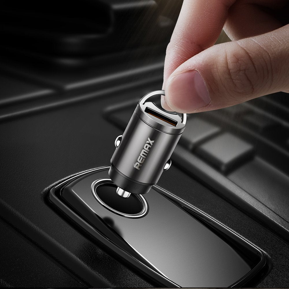 Remax Mini rychlonabíječka do auta USB Port 18W Power Delivery PD