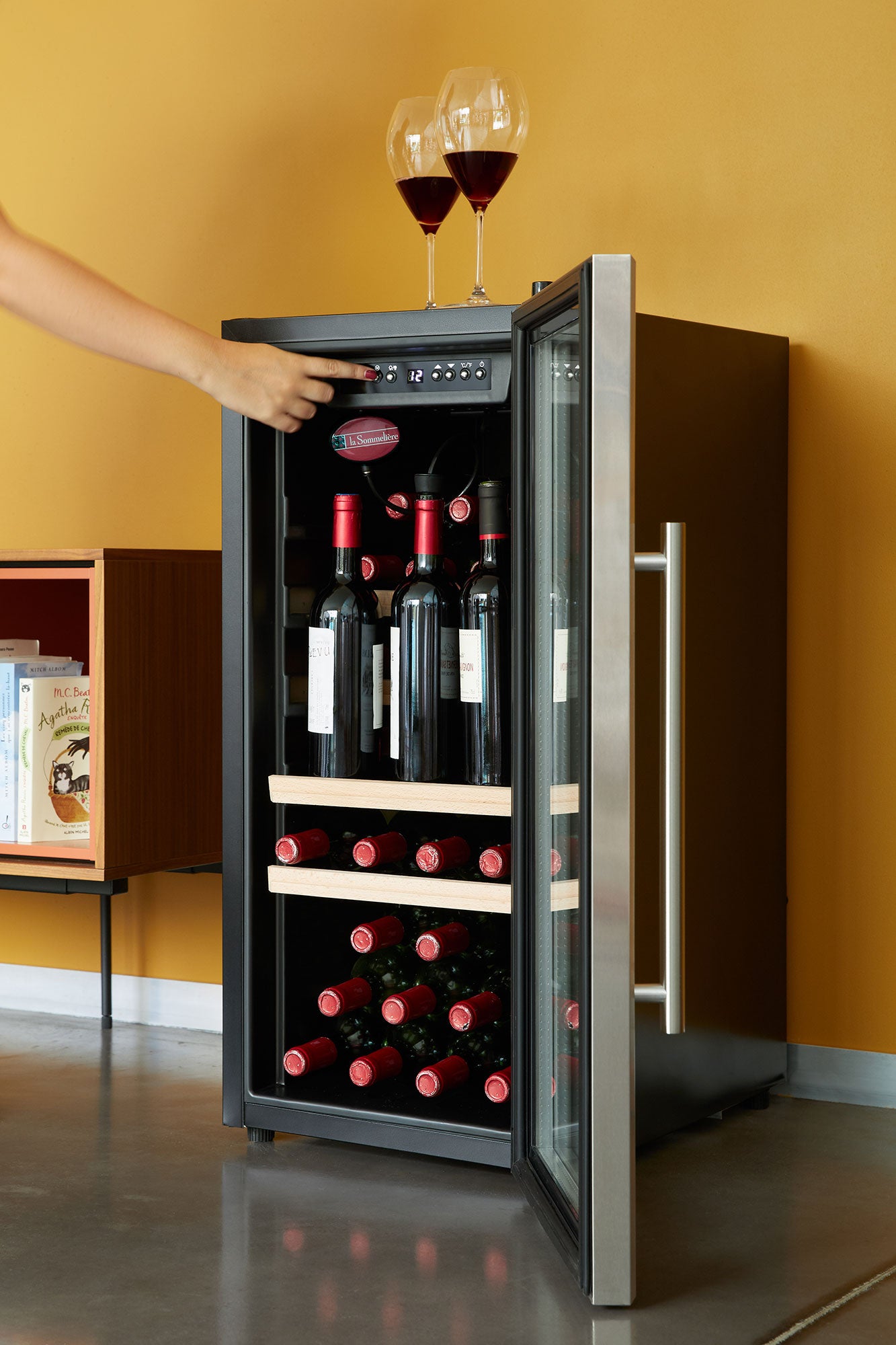 Vinotéka La Sommeliere LS38A