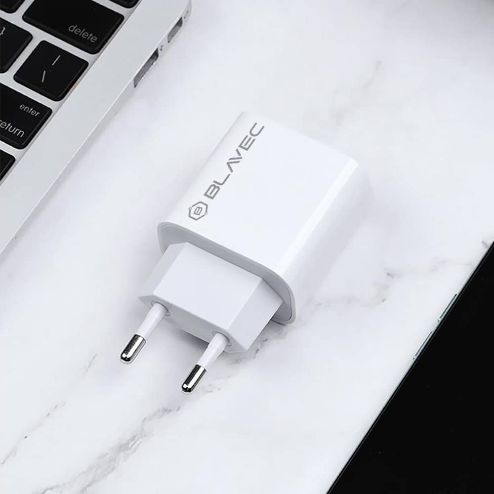 BLAVEC BC1 NABÍJEČKA NA ZEĎ - TYPE-C - PD 25W (TCBC1-CW25) BÍLÁ